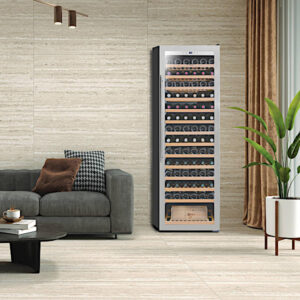 מקרר יין מתקדם עם מדפי עץ נשלפים עד 161 בקבוקים SU-192S